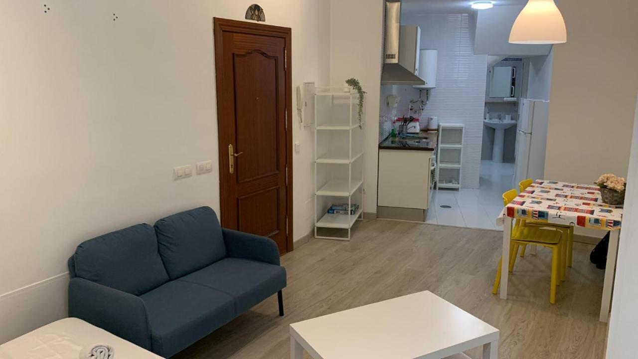 Estupendo Estudio Al Lado De Plaza La Merced Малага Экстерьер фото